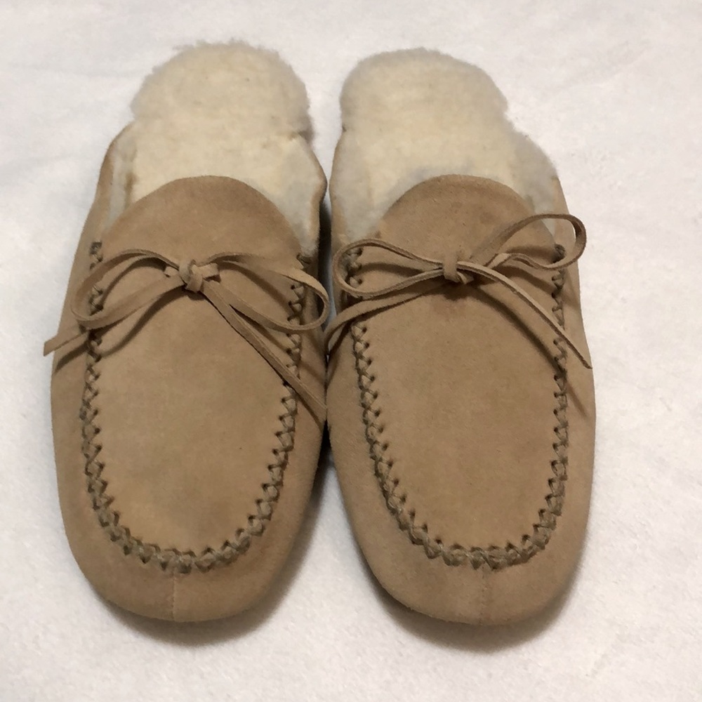Eddie Bauer Tan Cozy Slippers